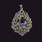 Pendentif en argent gravé persan & en bronze avec pierre précieuse Roby