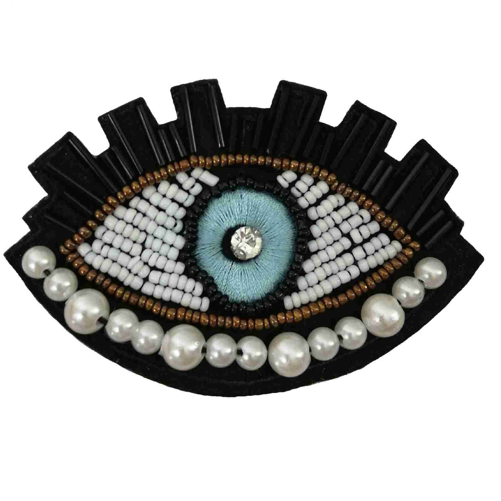 Épinglette féminine perles – Design Œil Bleu