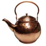 Bouilloire en cuivre persan durable pour cuisinière traditionnelle martelée M23