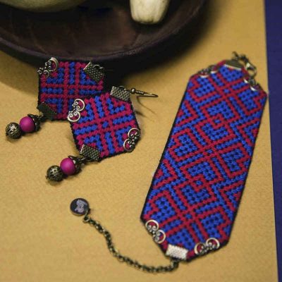 Set Bracelet et Boucles d’Ores Brodés Persan – Violet Agréable