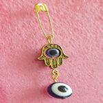 Broche de Sécurité Œil Malin avec Design de Main – Protection Spirituelle