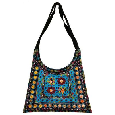 Sac à bandoulière boho en daim ethnique brodé avec motif Z17