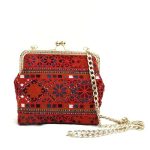 Pochette brodée avec motif géométrique traditionnel – Bisheh