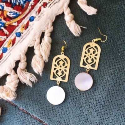 Boucles d’oreilles en laiton persan Modèle Agate Blanche