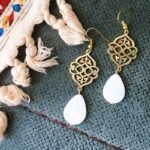 Boucles d’oreilles en laiton persan avec Agate Blanche