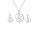 Ensemble de collier et boucles d’oreilles en argent persan modèle Dey Symbole
