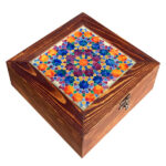 Boîte en Bois pour Cadeaux – Motif Persan Inspiré Carreaux