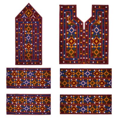 Panneau de robe brodé Balochi fait à la main – Modèle Flower