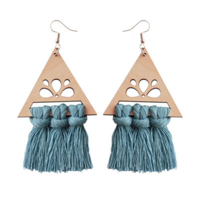 Boucles d’oreilles à pompons en macramé, modèle Triangle