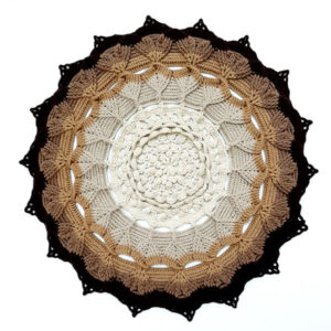 Tapis de sol macramé bohème tissé à la main – Motif Arkano