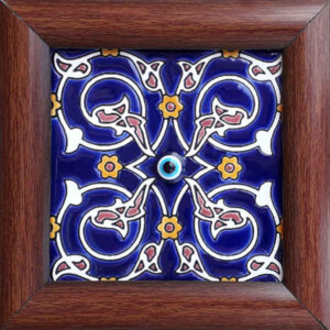 Carreau persan décoratif encadré – Œil maléfique