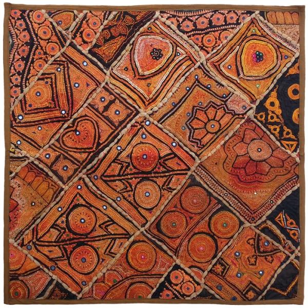 Nappe Patchwork Brodée Modèle Ville