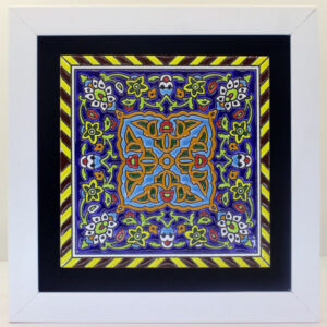 Carreau en céramique persane décoratif encadré  – Shamsin