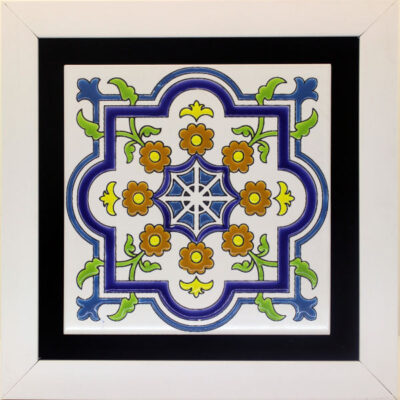 Carreau en céramique persane décoratif encadré  – Tahmour