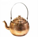 Bouilloire en cuivre persan durable pour cuisinière traditionnelle martelée Mahan