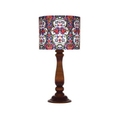 Lampe de table en bois traditionnelle avec abat-jour inspiré de la Perse