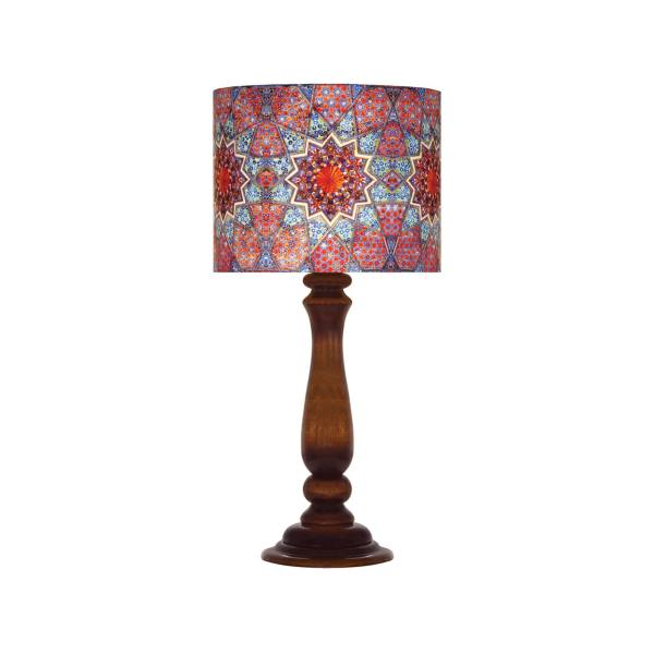 Lampe de table en bois traditionnelle avec abat-jour inspiré de la Perse Silva