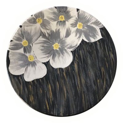 Plaque en céramique décorative peinte à la main Fleurs blanches & Gris foncé
