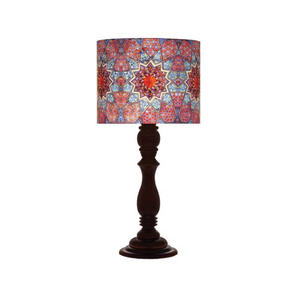 Lampe de table en bois traditionnelle avec abat-jour inspiré de la Perse Diba