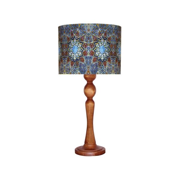 Lampe de table en bois traditionnelle avec abat-jour inspiré de la Perse Mina
