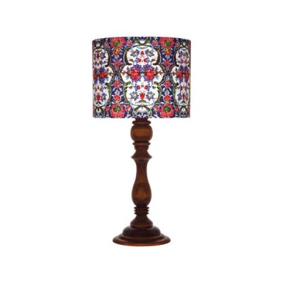Lampe de table en bois traditionnelle avec abat-jour inspiré de la Perse Sahra