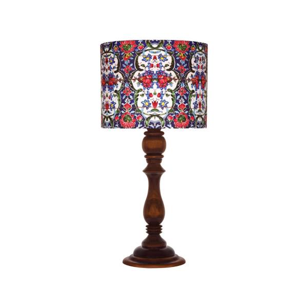 Lampe de table en bois traditionnelle avec abat-jour inspiré de la Perse Sahra