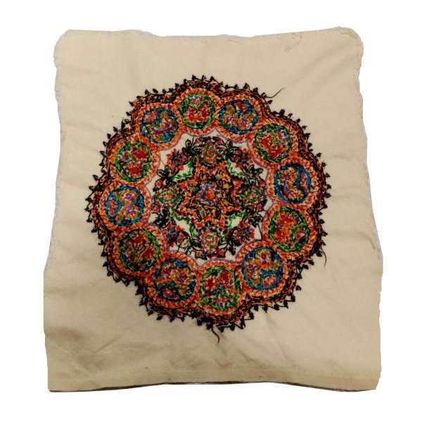 Housse de Coussin Brodée - Design Suzani Crème
