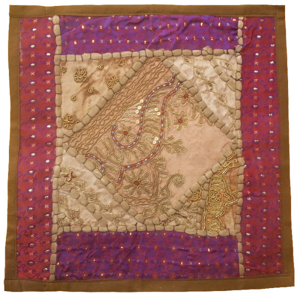 Housse de Coussin Brodée - Design Suzani Dara