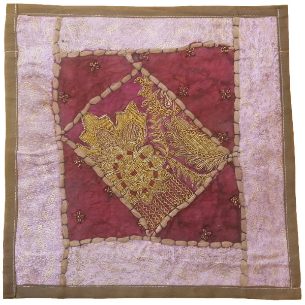 Housse de Coussin Brodée - Design Violet