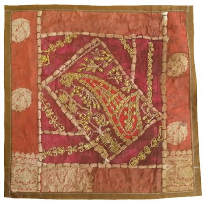 Housse de Coussin Brodée – Design Suzani Taras