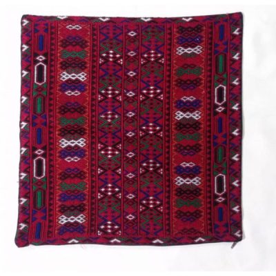 Housse de Coussin Brodée – Design Suzani Rouge