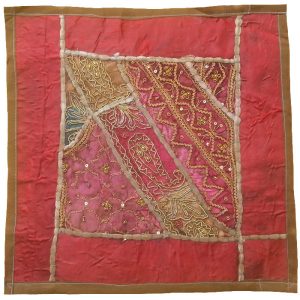 Housse de Coussin Brodée – Design Suzani Rouge GF875
