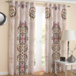 Rideau en velours imprimé avec œillets – Design floral