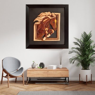 Art en Marqueterie de Bois – Le Cheval Artistique