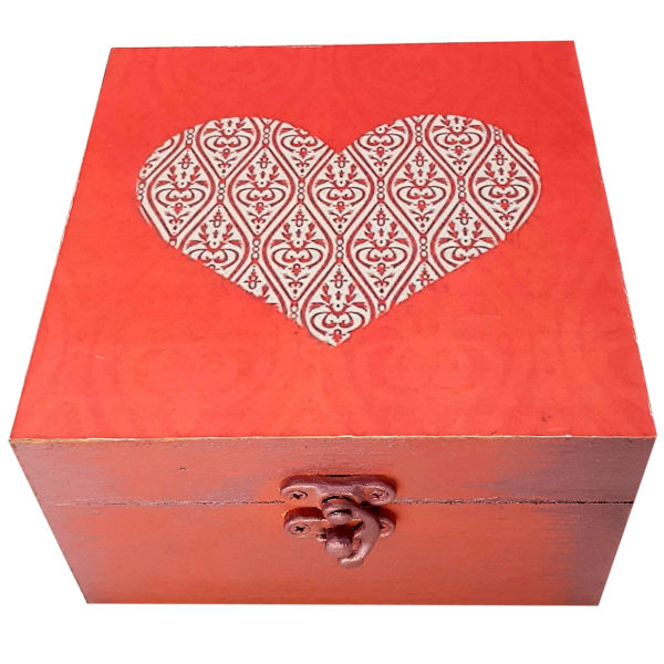 Boîte en Bois pour Cadeaux – Motif Artistique Cœur