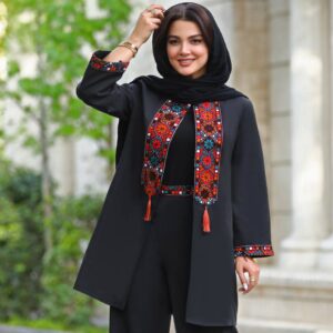 Modèle traditionnel de manteau et pantalon persan