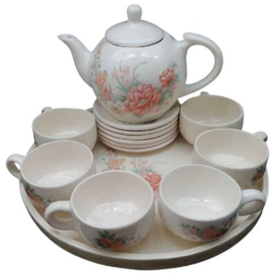 Service à thé en porcelaine victorienne modèle Bahar avec théière et soucoupe