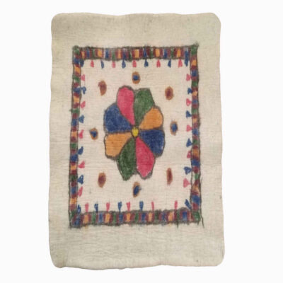 Tapis en feutre de laine persan 100% naturel et fait main Riha