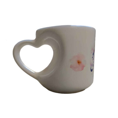 Mug en céramique persan avec poignée en forme de cœur