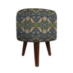 Pouf rond en velours avec pieds en bois inspiré de l’art persan bleu Ariana