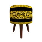 Pouf rond en velours avec pieds en bois inspiré de l’art persan jaune Calligraphie