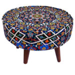 Pouf persan traditionnel avec pieds en bois et tissu en velours Tile