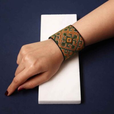 Bracelet brodé Persan Modèle Kiana