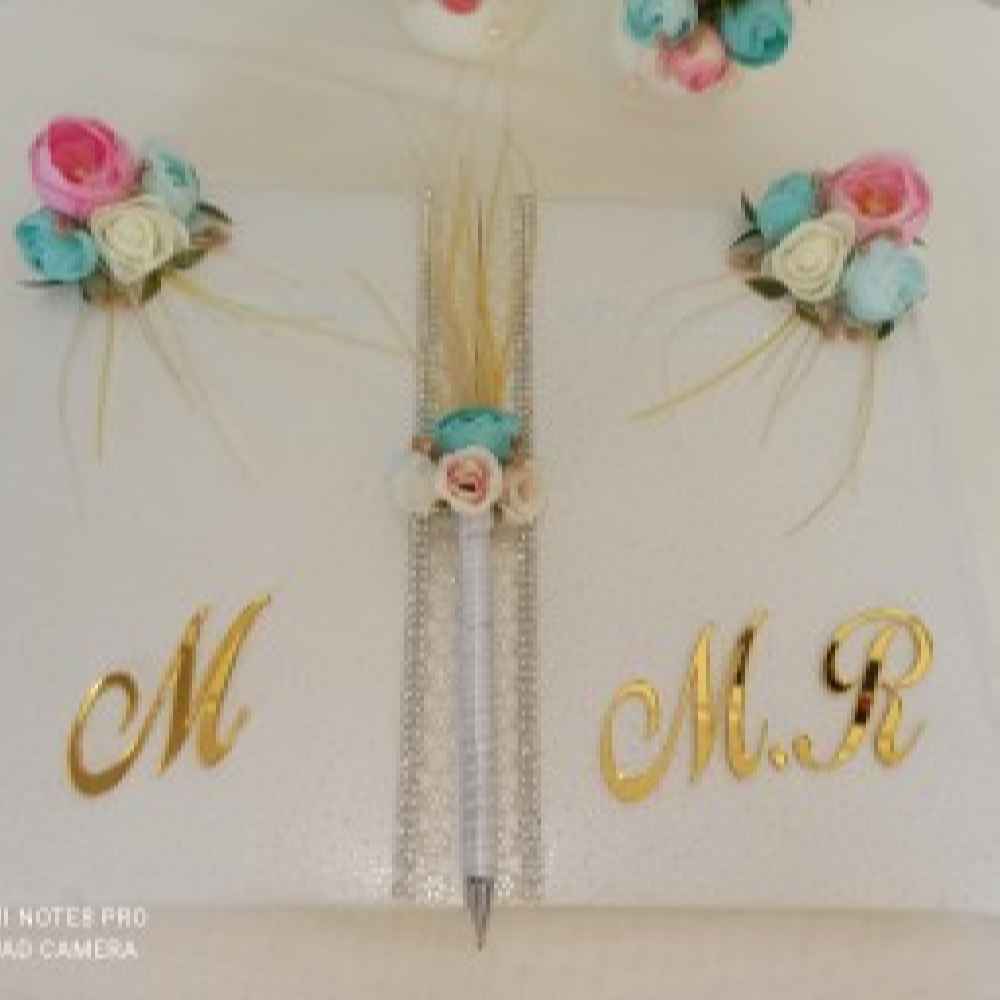 Carnet de Mariage Persan – Modèle Ilia