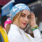 Foulard Miniature en Soie Persane pour Femme – Motif Artistique, Luxueux et Vibrant Sepid