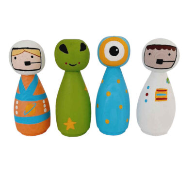 Poupées en Bois au Crochet Fait Main – Astronautes | Jouets en Bois sur le Thème de l’Espace