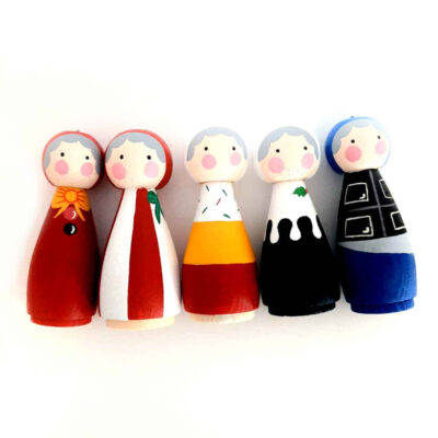 Poupées en Bois au Crochet Fait Main – Grands-mères | Figurines en Bois Personnalisées