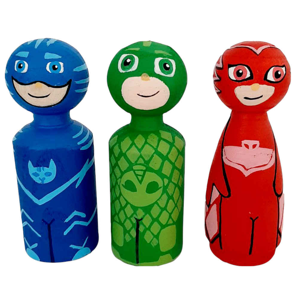Poupées en Bois au Crochet Fait Main – Petits Héros | Figurines en Bois pour Enfants Personnalisées