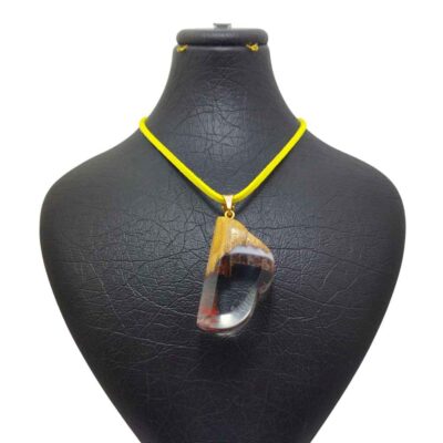 Collier Bois & Résine Artisanal Style Audacieux Leili