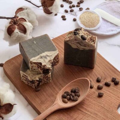 Savon naturel pour peau normale à la poudre de café (x6)